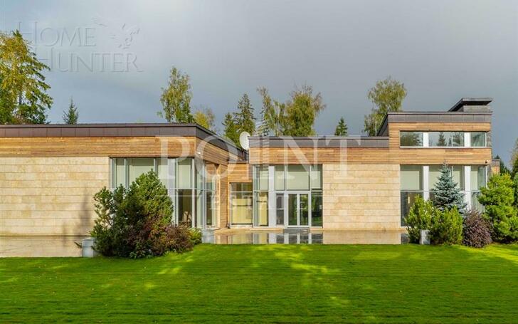 1-этажный коттедж 650 м² с отделкой