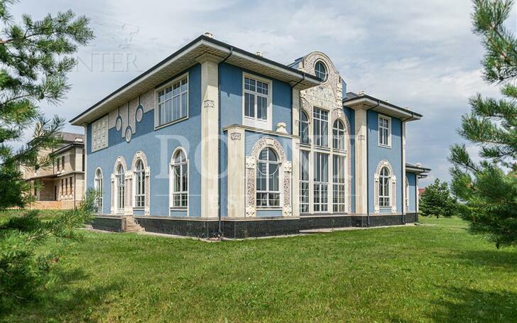 2-этажный коттедж 1 119 м² без отделки