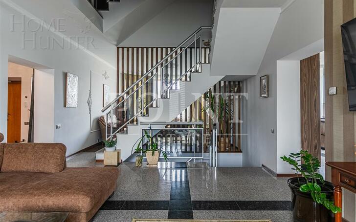 2-этажный коттедж 750 м² с отделкой