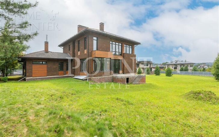 2-этажный коттедж 793.82 м² без отделки