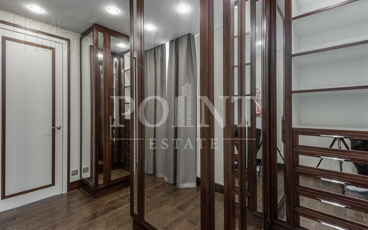 2-этажный коттедж 967.94 м² с отделкой