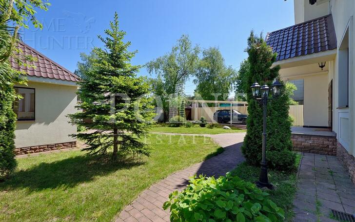 2-этажный коттедж 350 м² с отделкой