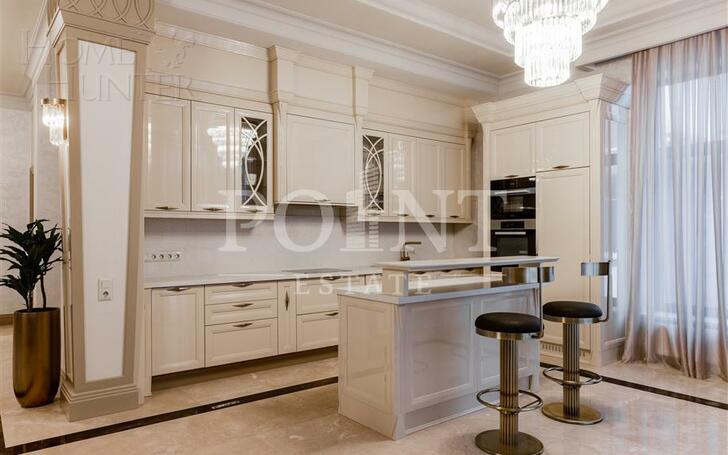 2-этажный коттедж 400 м² с отделкой