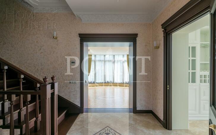 3-этажный коттедж 860 м² с отделкой