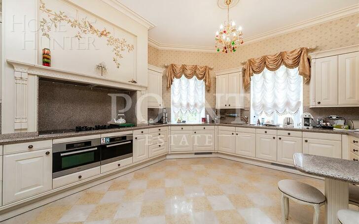КОТТЕДЖ 2 000 м² с отделкой