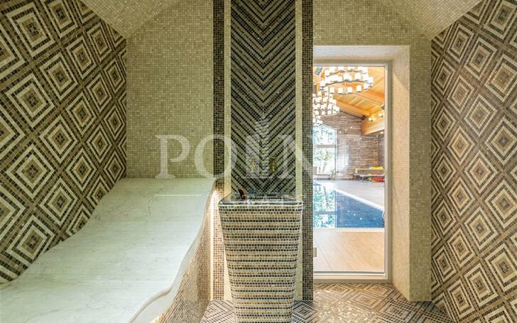 2-этажный коттедж 1 700 м² без отделки