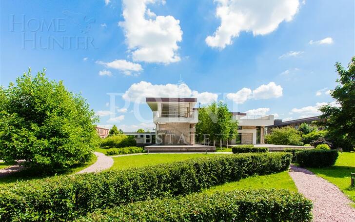 2-этажный коттедж 1 508 м² с отделкой