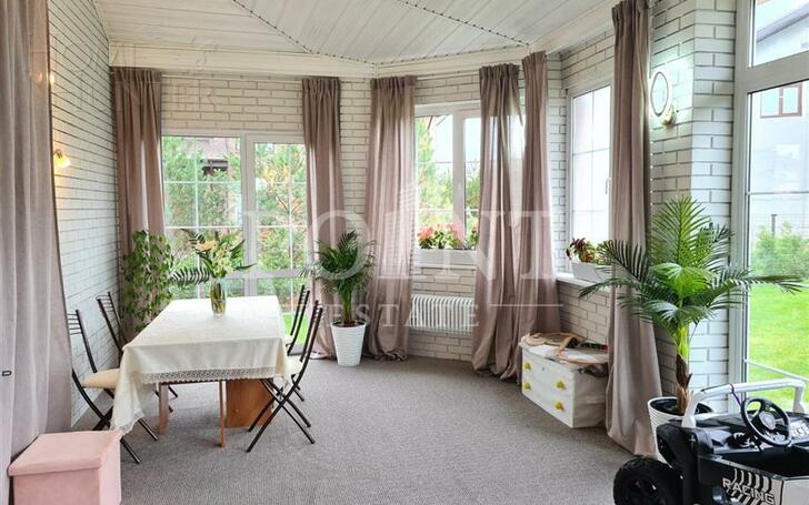 2-этажный коттедж 280 м² с отделкой