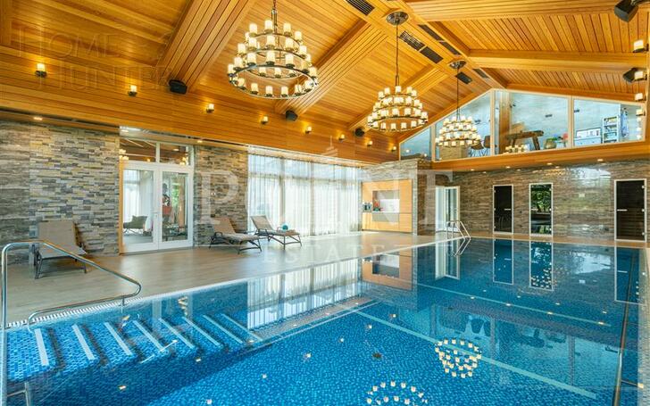 2-этажный коттедж 1 700 м² без отделки