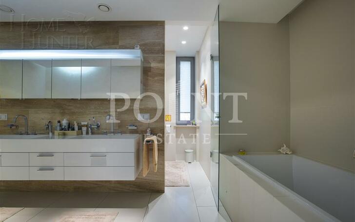 2-этажный коттедж 1 500 м² с отделкой