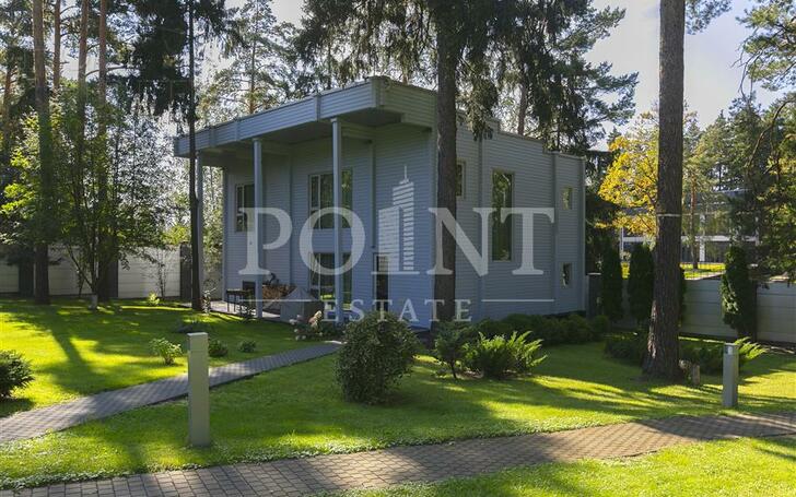 2-этажный коттедж 1 230 м² с отделкой