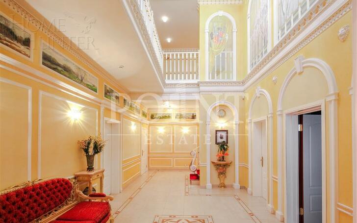 2-этажный коттедж 800 м² с отделкой