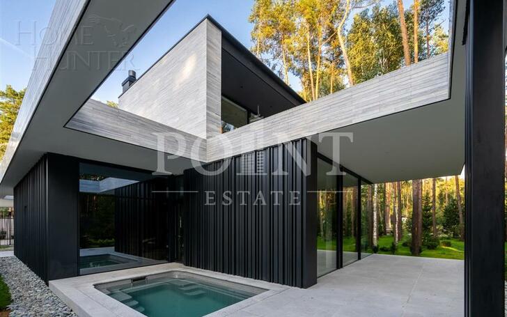 2-этажный коттедж 1 050 м² без отделки
