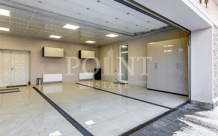2-этажный коттедж 900 м² с отделкой