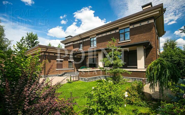 2-этажный коттедж 550 м² с отделкой