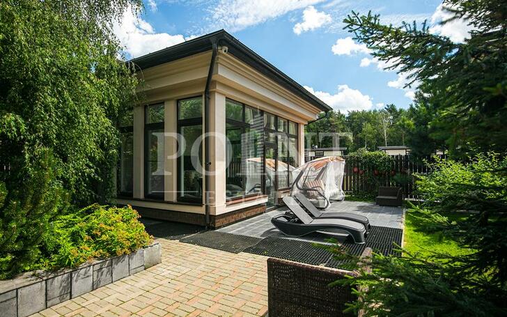 2-этажный коттедж 550 м² с отделкой