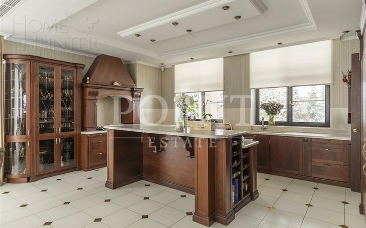 2-этажный коттедж 550 м² с отделкой