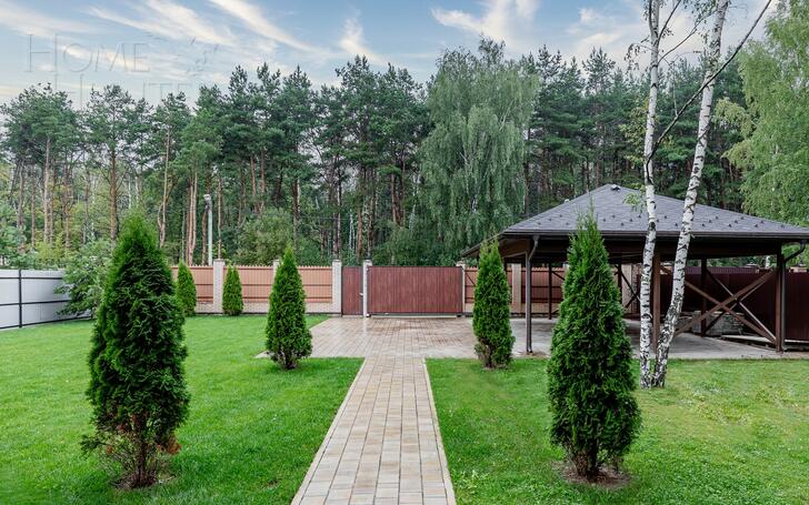 3-этажный коттедж 467 м² с отделкой