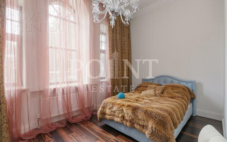 2-этажный коттедж 1 400 м² с отделкой
