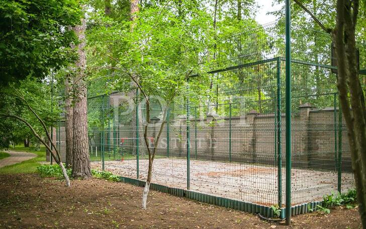 2-этажный коттедж 1 400 м² с отделкой