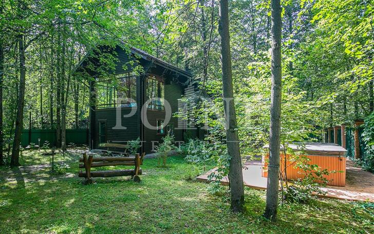 2-этажный коттедж 300 м² с отделкой