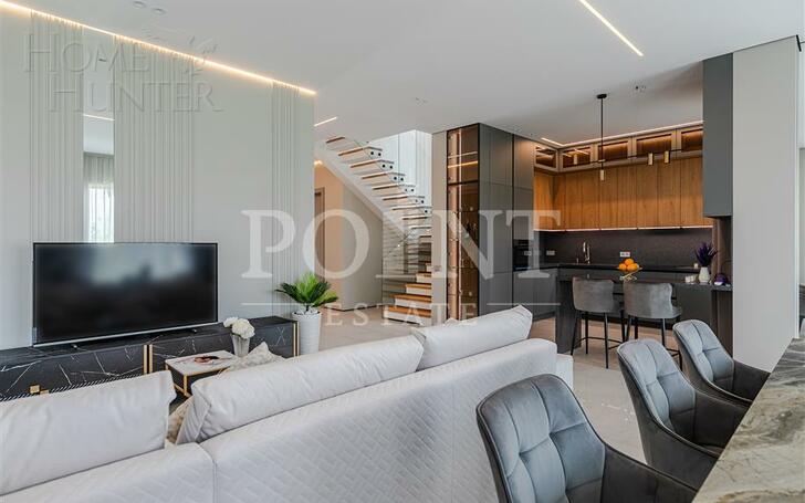 2-этажный коттедж 250 м² с отделкой