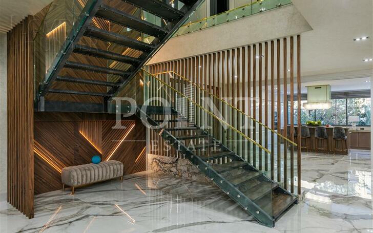2-этажный коттедж 800 м² с отделкой