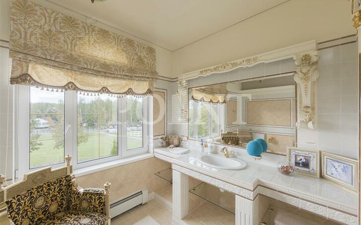 2-этажный коттедж 400 м² с отделкой