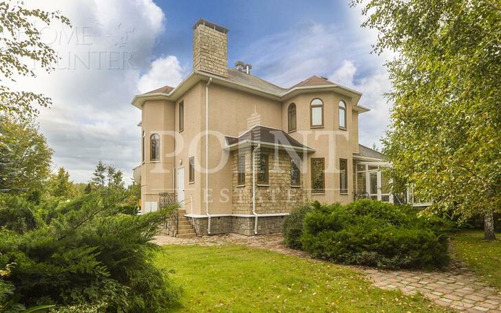 2-этажный коттедж 400 м² с отделкой