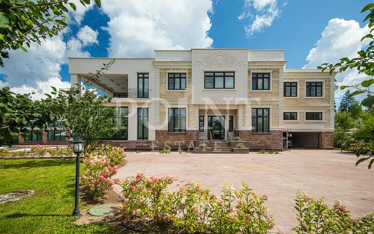 2-этажный коттедж 1 667 м² с отделкой