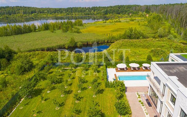 2-этажный коттедж 1 667 м² с отделкой