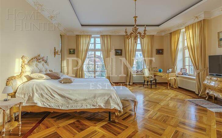 3-этажный коттедж 780 м² с отделкой