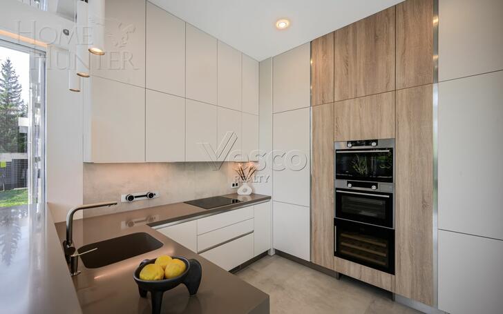 2-этажный коттедж 294 м² с отделкой