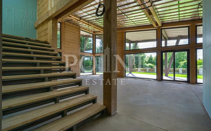 2-этажный коттедж 500 м² без отделки