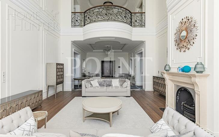 3-этажный коттедж 1 900 м² с отделкой