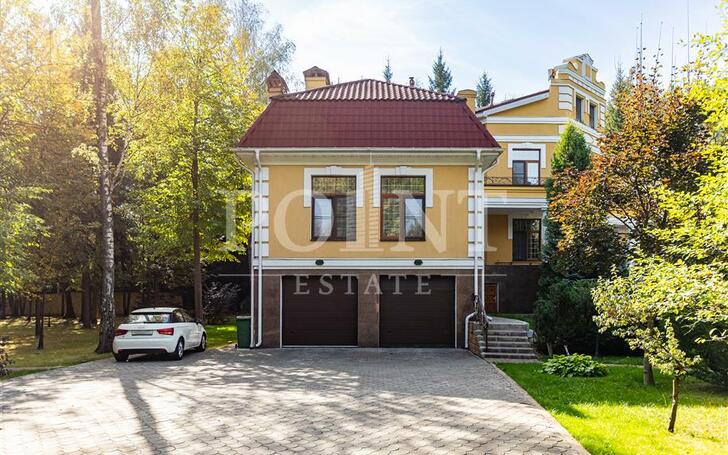 2-этажный коттедж 1 100 м² с отделкой