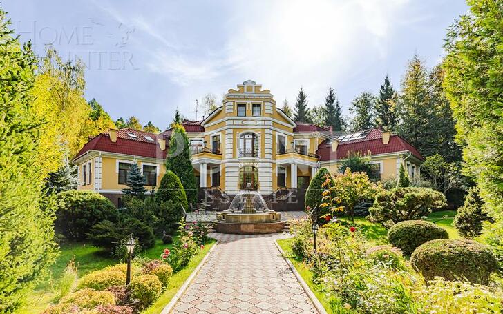 2-этажный коттедж 1 100 м² с отделкой