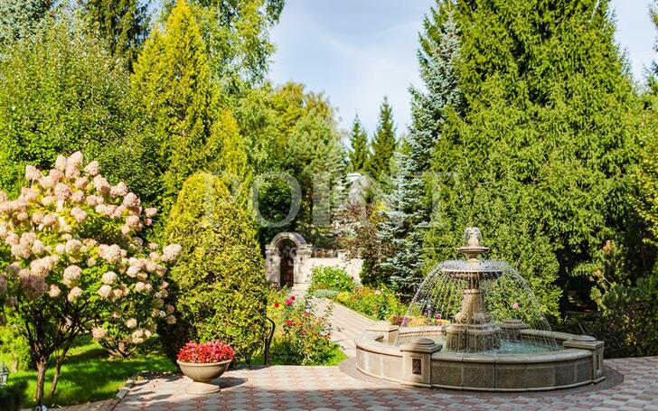 2-этажный коттедж 1 100 м² с отделкой
