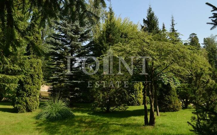 2-этажный коттедж 1 100 м² с отделкой