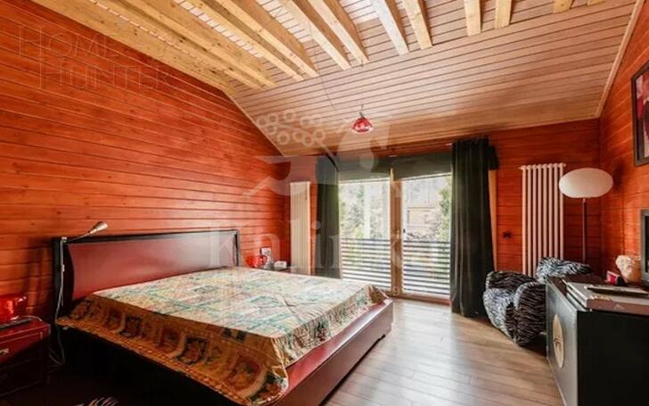 2-этажный коттедж 820 м² с отделкой