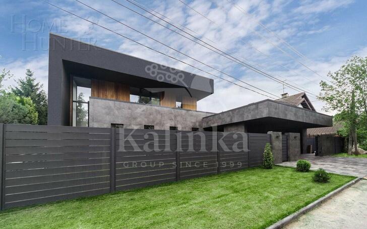 2-этажный коттедж 500 м² с отделкой