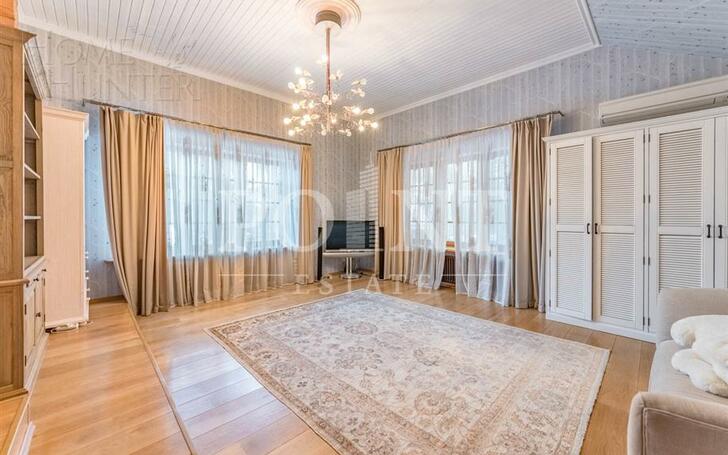 2-этажный коттедж 725 м² с отделкой