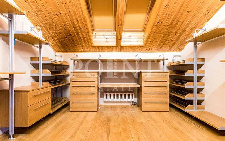 2-этажный коттедж 725 м² с отделкой
