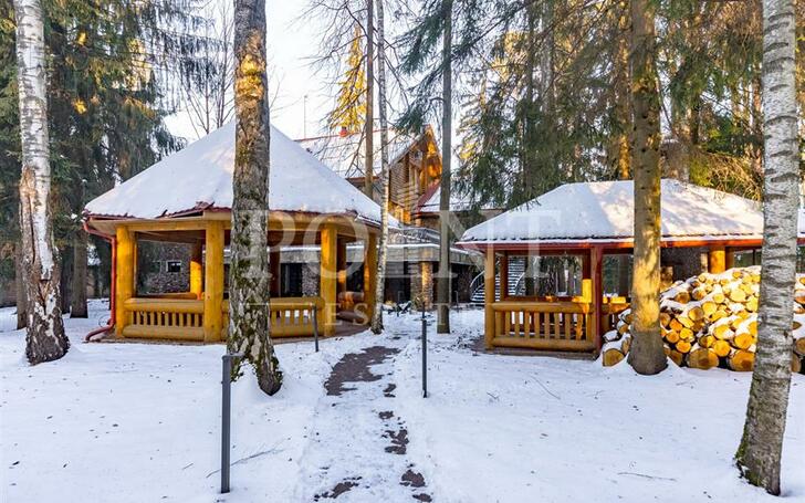 2-этажный коттедж 725 м² с отделкой