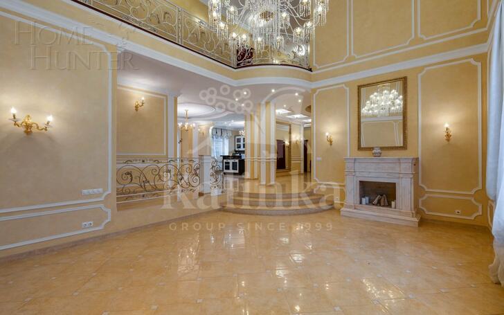 3-этажный коттедж 700 м² с отделкой