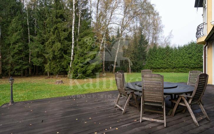 3-этажный коттедж 700 м² с отделкой