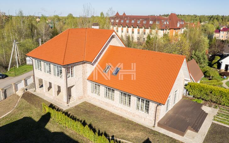 2-этажный коттедж 427 м² без отделки