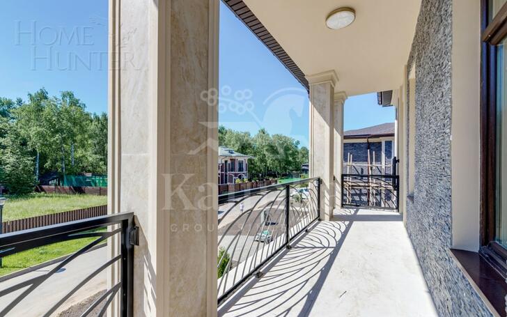 2-этажный коттедж 400 м² с отделкой