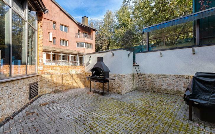2-этажный таунхаус 680 м² с отделкой