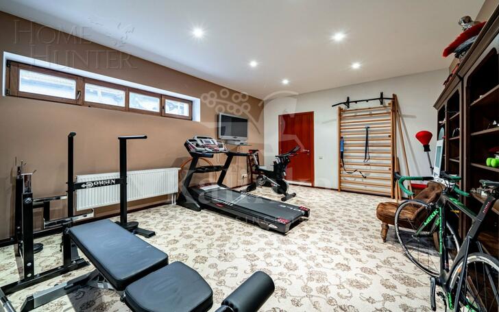 3-этажный коттедж 400 м² с отделкой